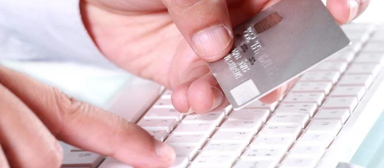 Μεγάλη απάτη με αγορά smartphone από γνωστό site – Συνελήφθη ο ιδιοκτήτης